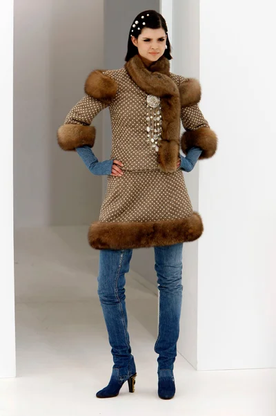 Look 32